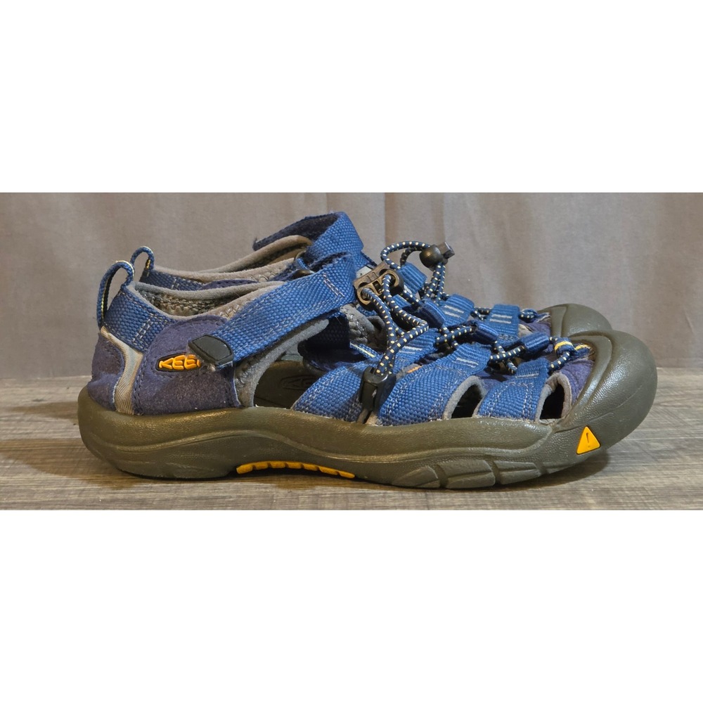 Keen Newport H2 Water Sandals Youth Size 2 Blue